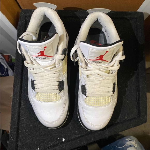 Jordan retro cement 4 2016 - Picture 3 of 10